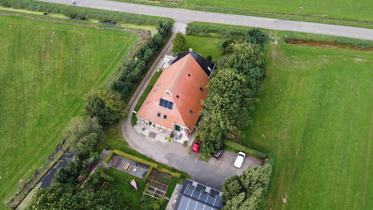 De Stjelp Pleats Bed and Breakfast Lemmer Eksteriør billede