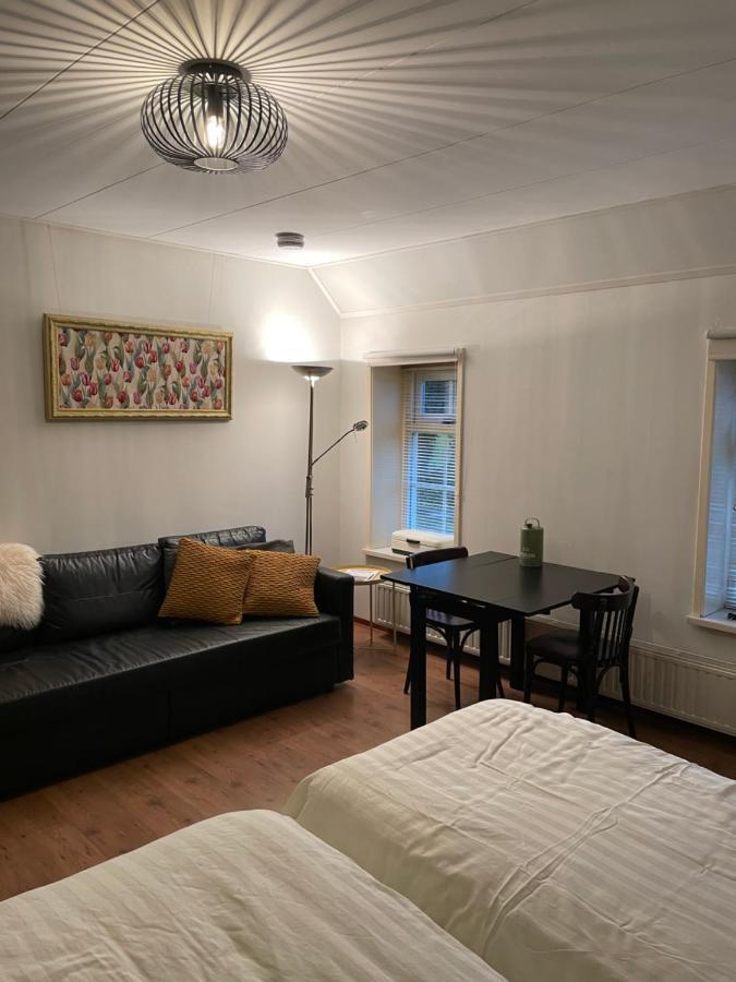 De Stjelp Pleats Bed and Breakfast Lemmer Eksteriør billede